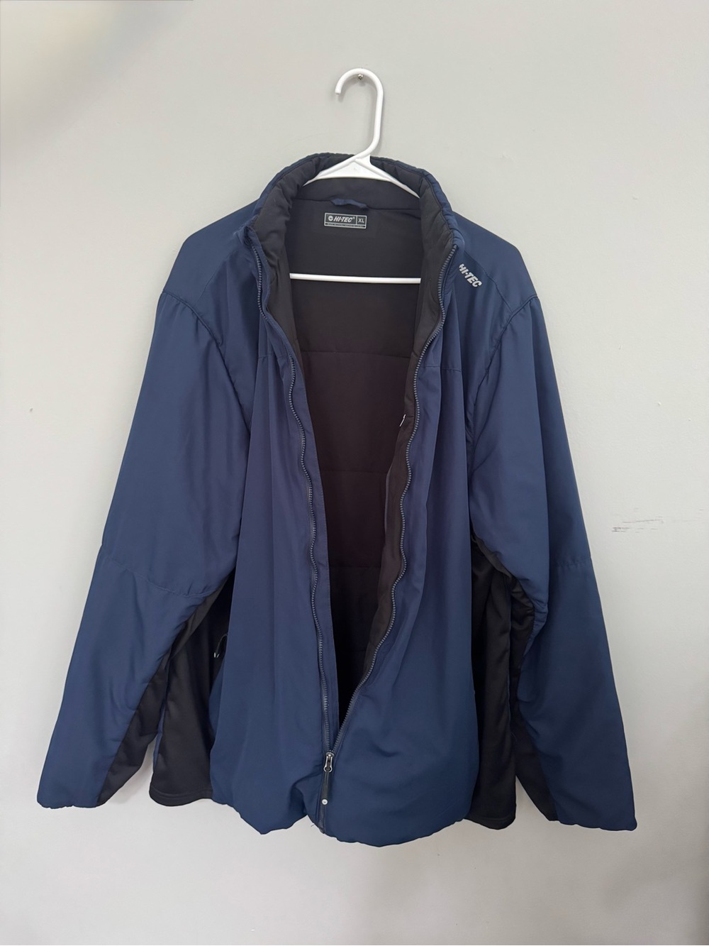 Hi-Tec Men's Navy and Black Performance Jacket